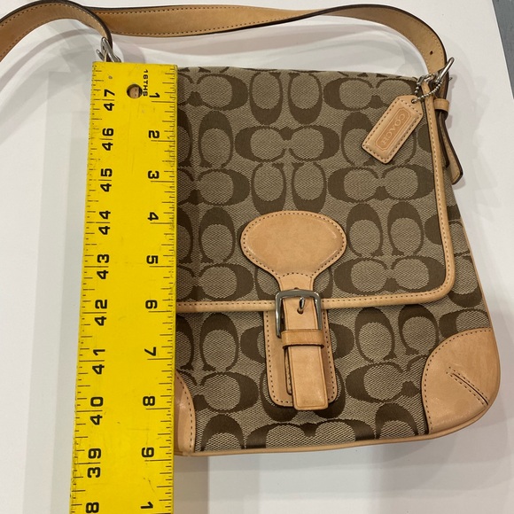 Coach 6079 Signature Crossbody Bag Tan leather Trim - Picture 8 of 10